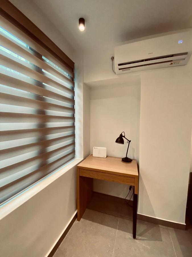 Small Meisonette Near The Metro Vipgreece Athen Exterior foto